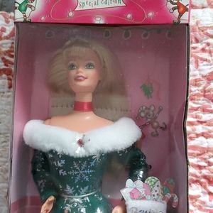 Festive Season Barbie 1997